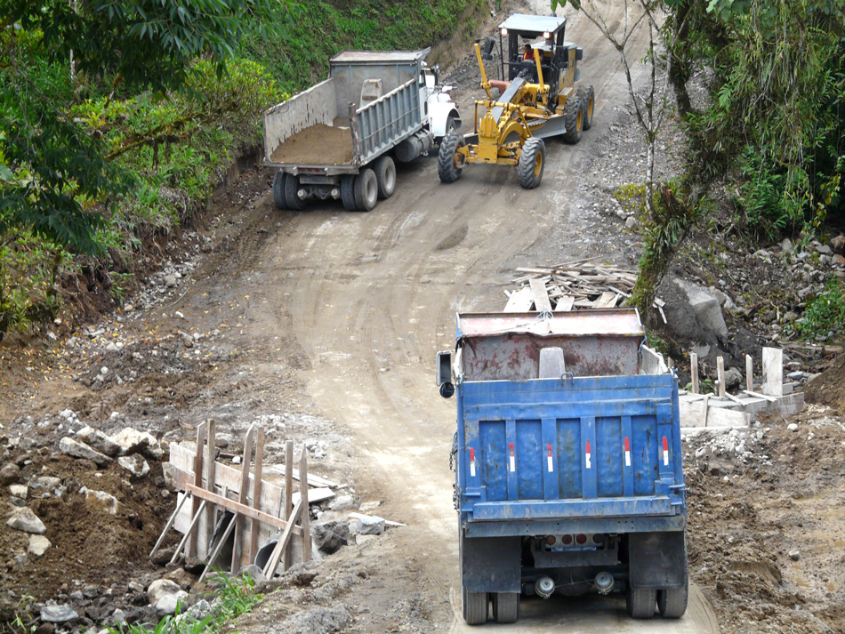 Volcan Pacifica: Bridge construction, May 2008