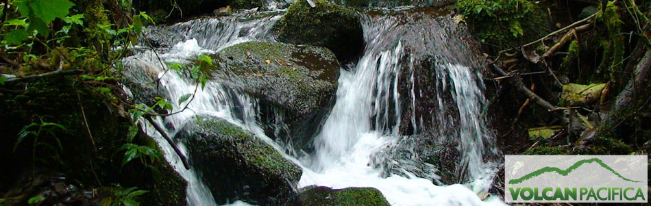 A Volcan Pacifica river