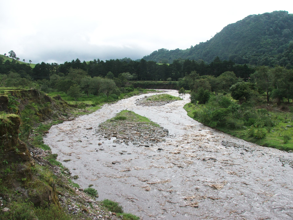 Picture Of The Day: The Rio Chiriqui Viejo going out past Paso Ancho (near to Volcan). 