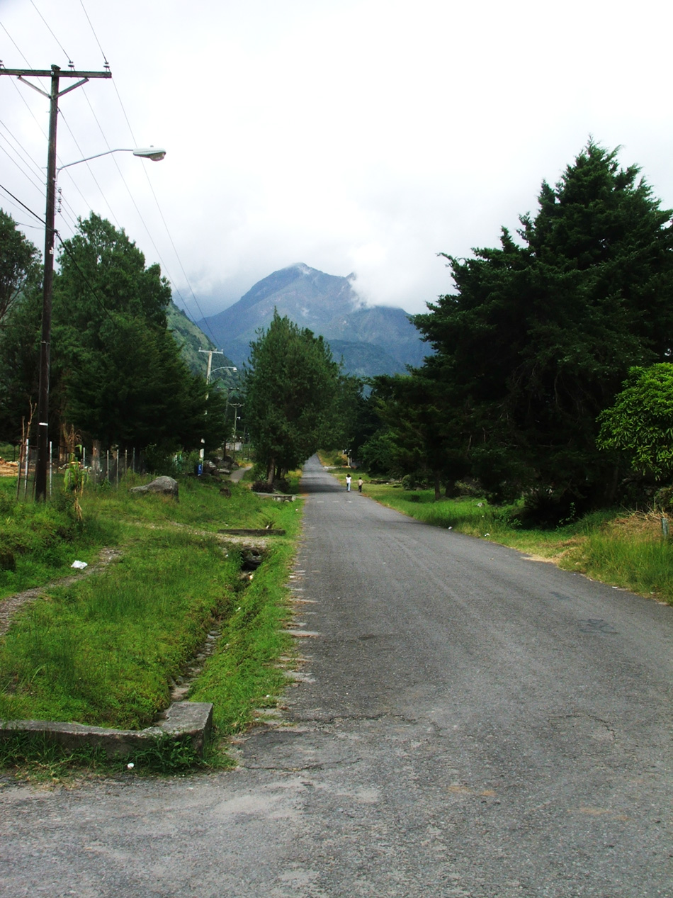 A road in Paso Ancho with Volcan Baru looming in the background.
